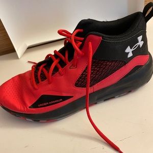 Men’s size 12 basketball shoes
